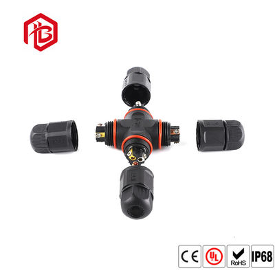 Acheter Solderless vissent 3 connecteurs imperméables de C.C de Pin PA66 de la borne 4 online manufacture